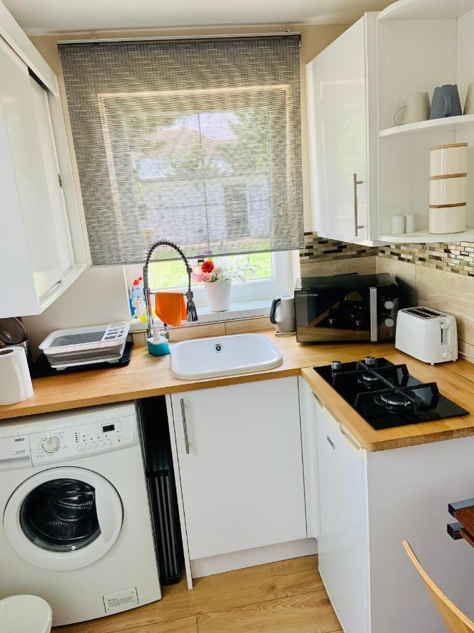 Beautiful Self Contained Studio Apartman London Kültér fotó